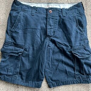 Men’s Holister cargo navy